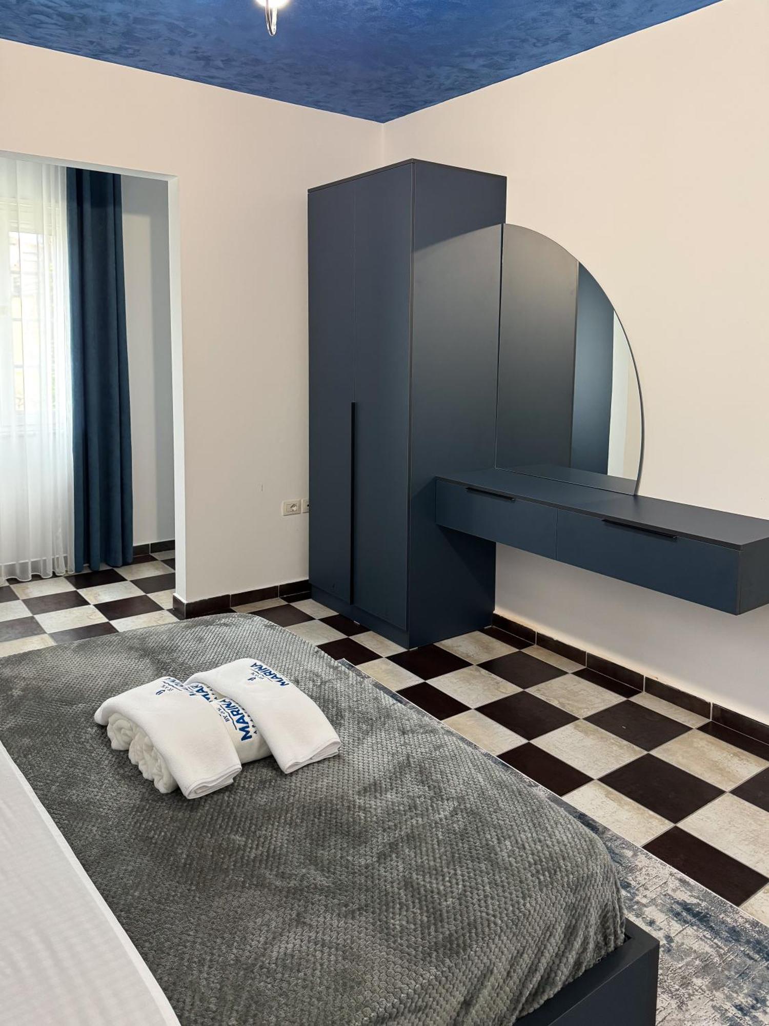 Marina Apartment - The Ocean Heart Of Shkodra Luaran gambar