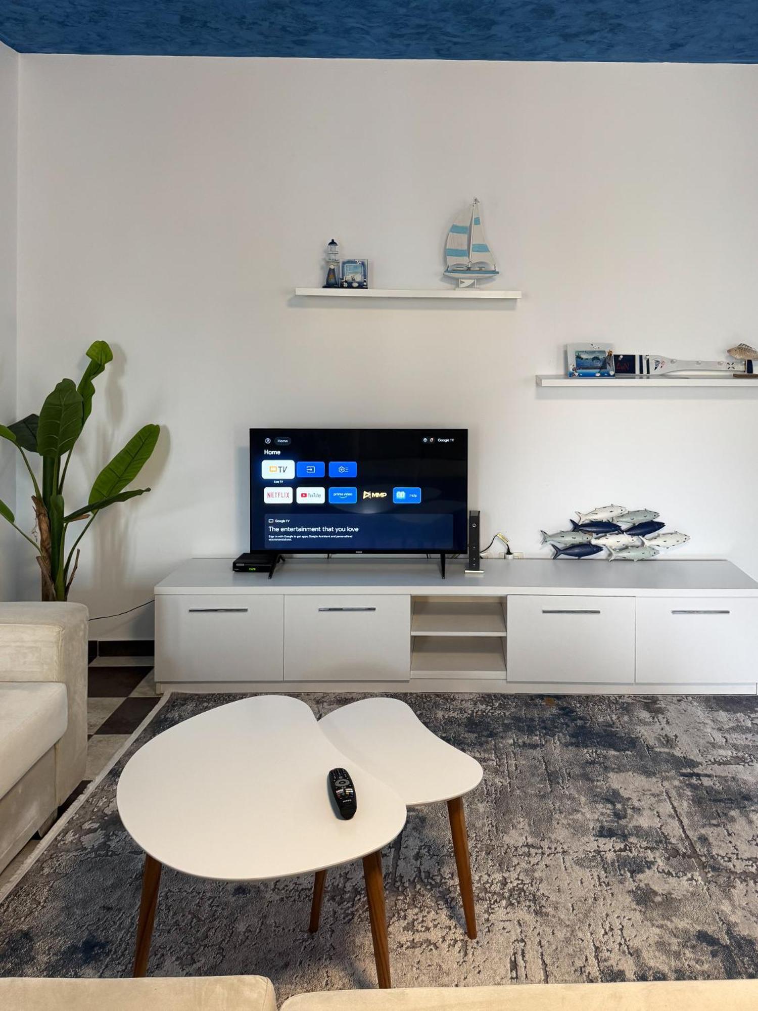 Marina Apartment - The Ocean Heart Of Shkodra Luaran gambar